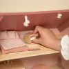 Little Dutch Domeček pro panenky dřevěný přenosný