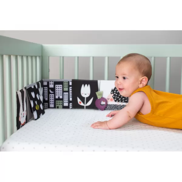 Taf Toys Knížka pro nejmenší Zahrada