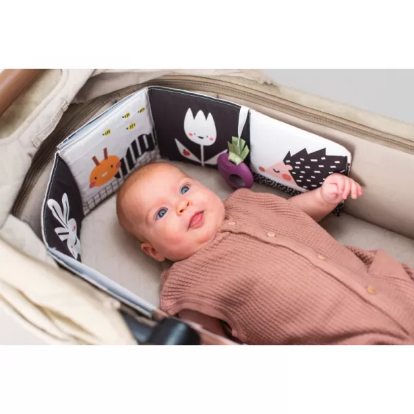 Taf Toys Knížka pro nejmenší Zahrada