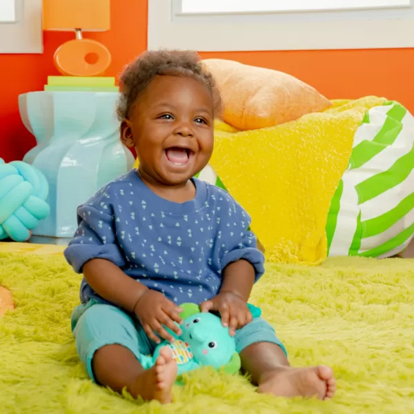 BRIGHT STARTS Hračka s melodií na C kroužku Tug Tunes™ 0m+