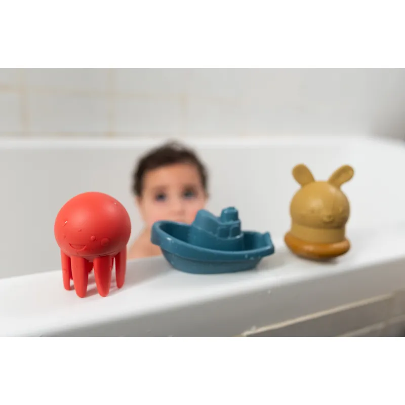 Taf Toys Sada hraček do koupele s osuškou