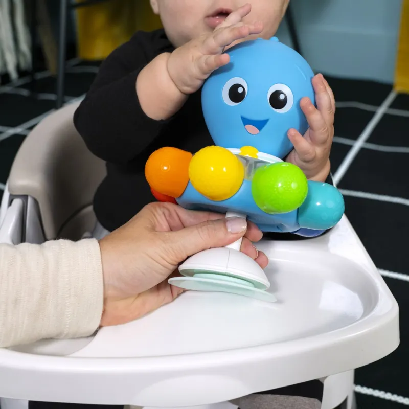 BABY EINSTEIN Hračka senzorická chobotnice s přísavkou Opus's Spin & Sea™ 3m+