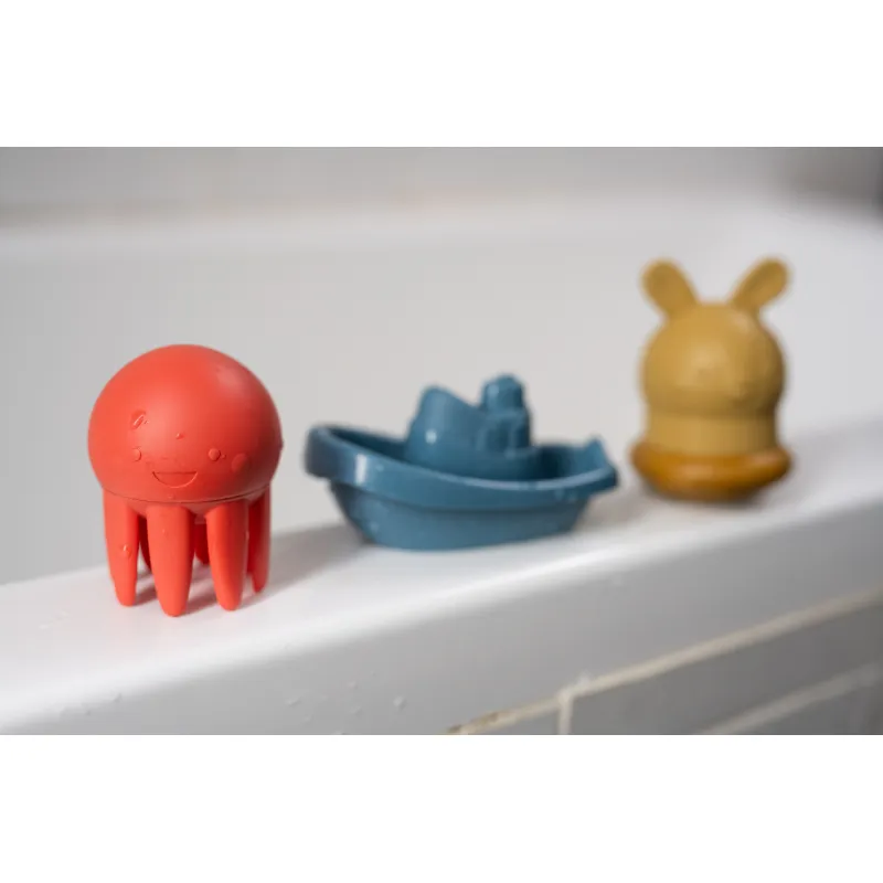 Taf Toys Sada hraček do koupele s osuškou