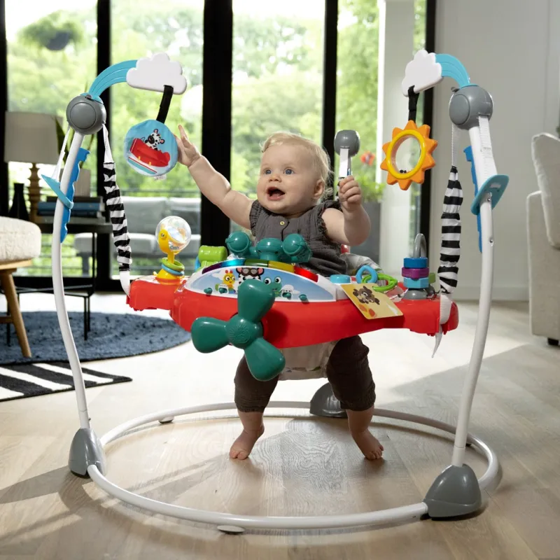 BABY EINSTEIN Skákadlo/aktivní centrum 2v1 Ocean Explorers Airplane Adventure™ 6m+ do 12 kg