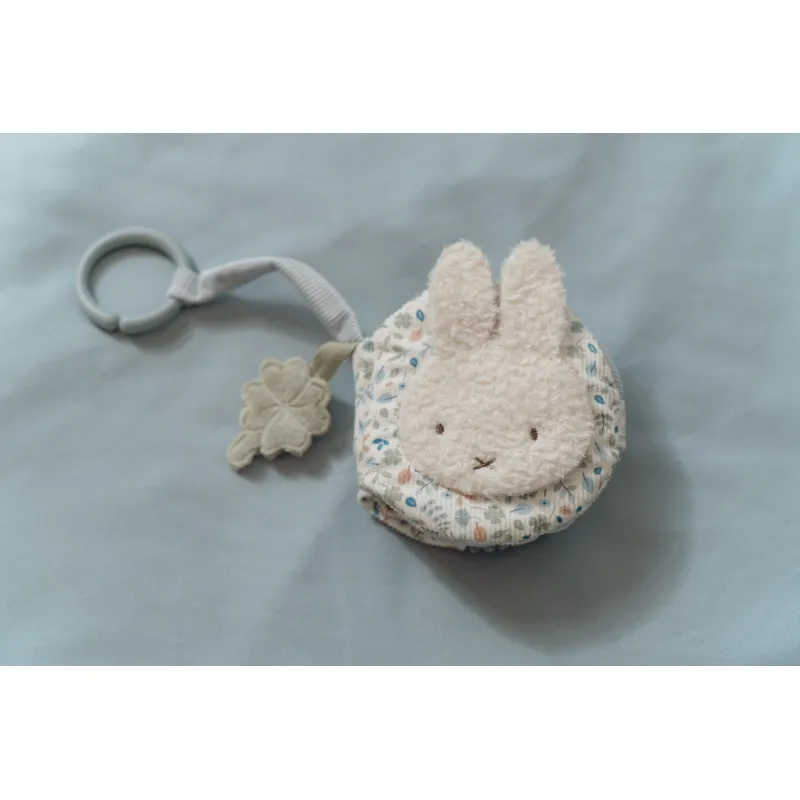 Little Dutch Závěsná textilní knížka králíček Miffy Lucky Leaves