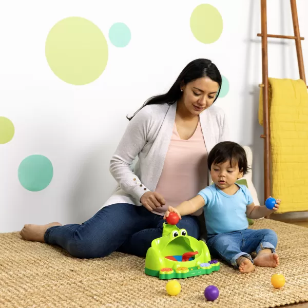 BRIGHT STARTS Hračka interaktivní Poppin' Ball Frog™ 6m+
