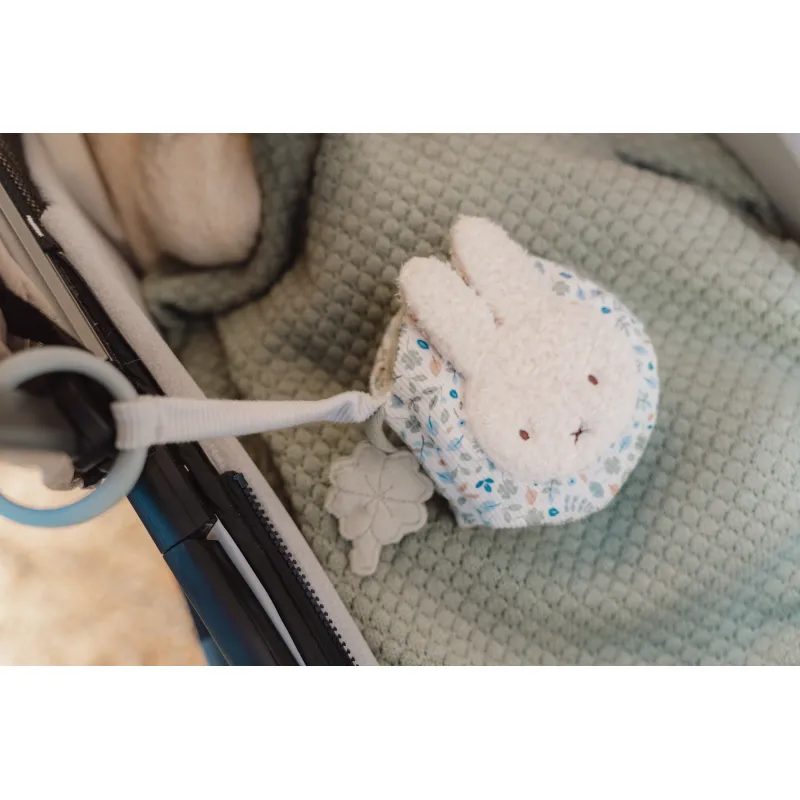 Little Dutch Závěsná textilní knížka králíček Miffy Lucky Leaves