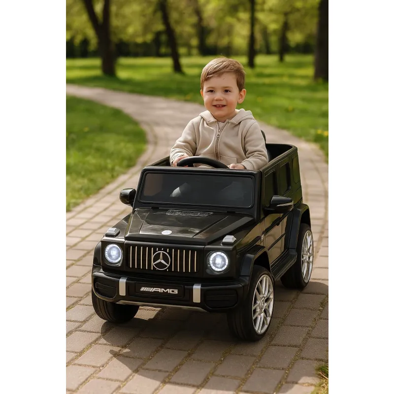 Baby Mix Elektrické autíčko Mercedes-Benz G63 AMG černé