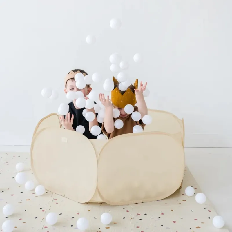 3 SPROUTS Suchý bazének Recycled Solid/Beige