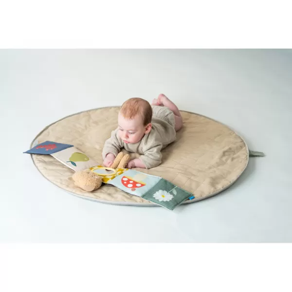 Taf Toys Medvídek plyšový s knížkou Snuggle Bear