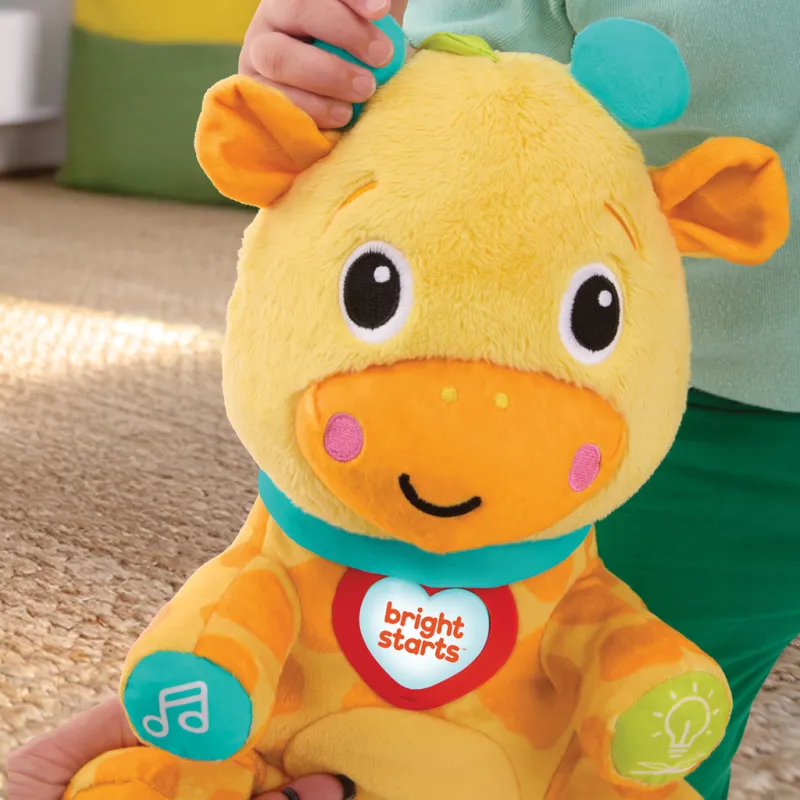 BRIGHT STARTS Hračka interaktivní vzdělávací Chat & Cuddle Giraffe™, 6m+