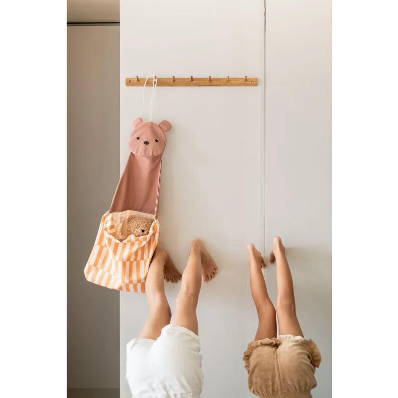 PLAY AND GO Toto Nástěnný organizér a taška Bear