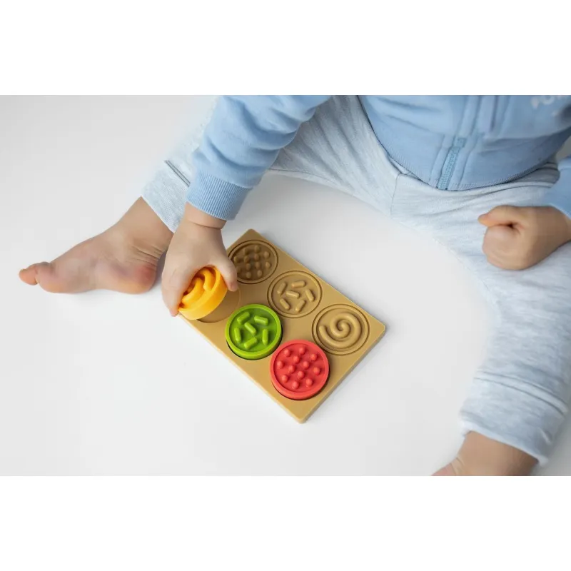 MOMS CARE Senzorické puzzle kolečka