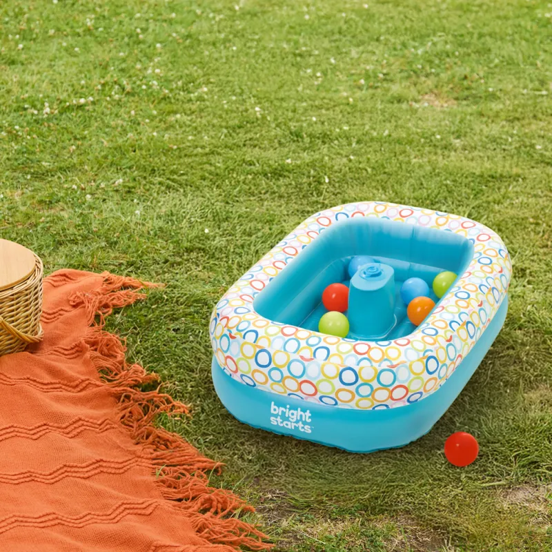 BRIGHT STARTS Vanička a bazén s míčky Bathe & Giggle™ 2 v 1, 6m+